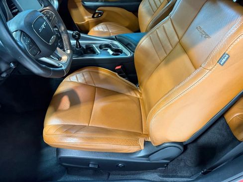 Used 2015 Dodge Challenger SRT Hellcat image 25