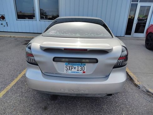 Used 2008 Pontiac Grand Prix FWD image 4