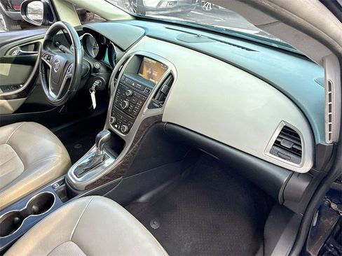 Used 2015 Buick Verano w/ Comfort Package image 31