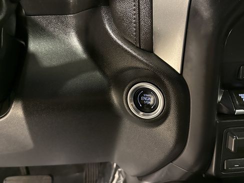 Used 2021 Chevrolet Silverado 2500 LTZ w/ LTZ Plus Package image 14