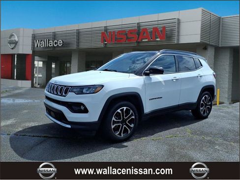 Used 2024 Jeep Compass Limited AWD/4WD image 1