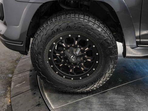 Used 2015 Toyota 4Runner Limited RWD image 9