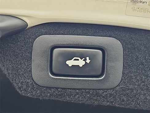 Used 2014 Lexus LS 460 w/ Comfort Package image 17