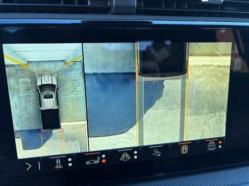 New 2026 GMC Sierra 2500 Denali w/ Technology Package image 38