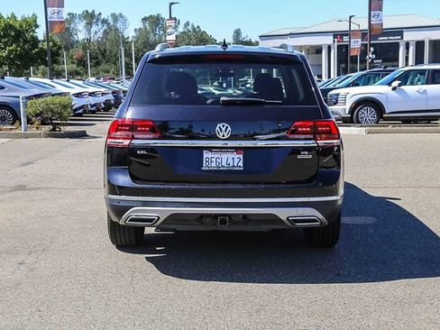 Used 2018 Volkswagen Atlas SEL Premium AWD/4WD image 4