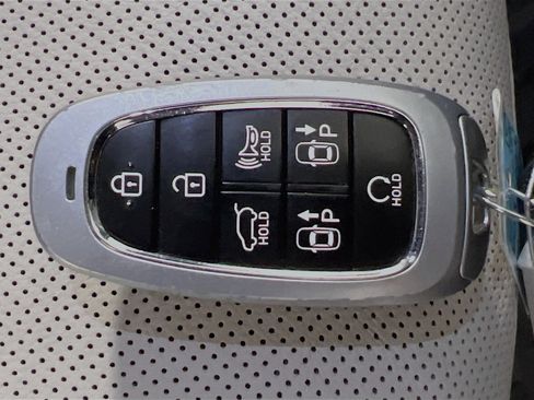 Used 2024 Hyundai Tucson Limited image 36