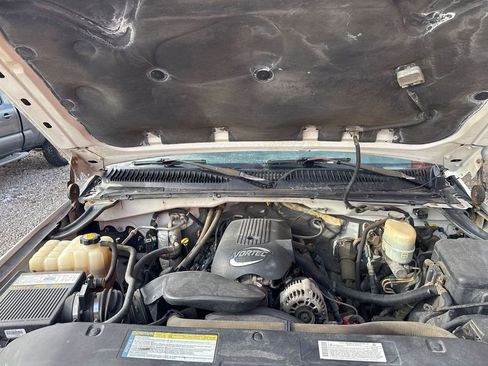 Used 2001 GMC Sierra 3500 SL image 18