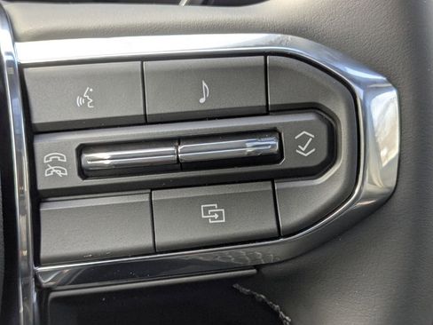 New 2026 GMC Canyon Elevation w/ Convenience Package image 18