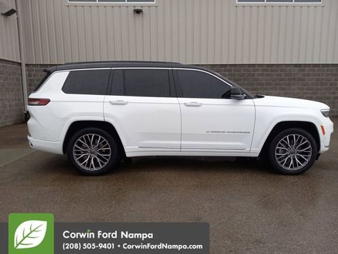 Used 2024 Jeep Grand Cherokee L Summit image 2