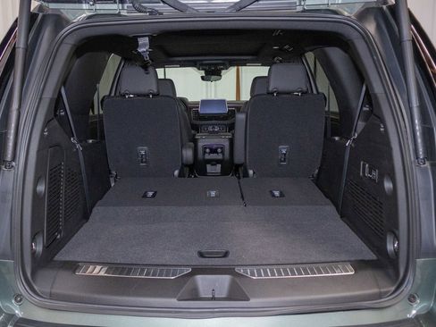 Certified 2023 Chevrolet Tahoe High Country w/ Premium Package 2 image 14