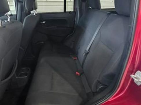 Used 2012 Jeep Liberty Sport w/ Popular Equipment Group image 19