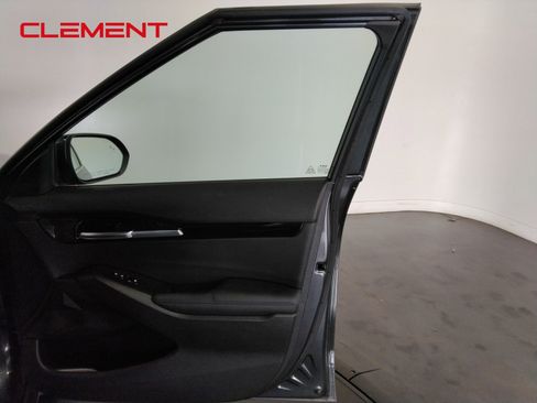 Used 2023 Kia Seltos EX image 40