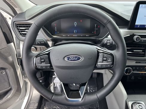 Used 2025 Ford Escape Active w/ Cold Weather Package FWD image 23
