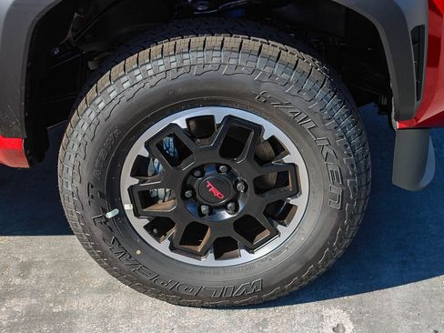 New 2025 Toyota Tacoma TRD Off-Road image 11