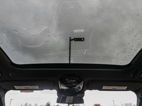 New 2026 BMW X3 xDrive30 w/ Premium Package image 8