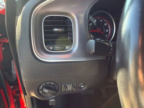 Used 2022 Dodge Charger SXT RWD image 26