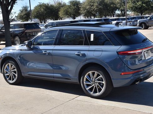 New 2026 Lincoln Corsair Grand Touring image 10