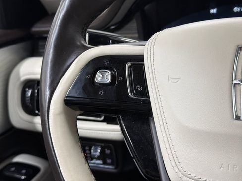 Used 2023 Lincoln Aviator Black Label Grand Touring AWD/4WD image 27