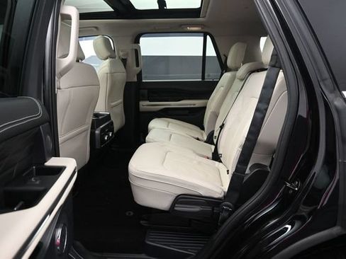 Used 2020 Ford Expedition Platinum AWD/4WD image 22