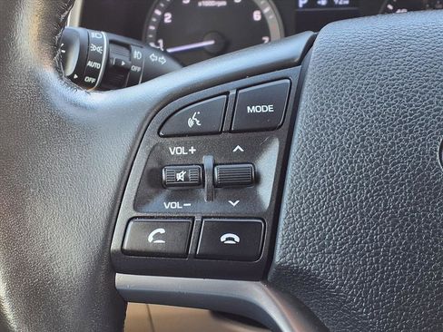 Used 2019 Hyundai Tucson Limited image 13