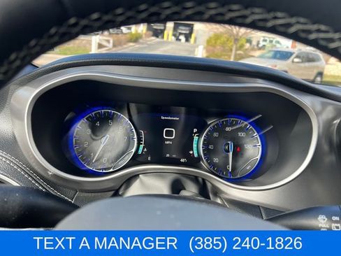 New 2026 Chrysler Pacifica Select image 15