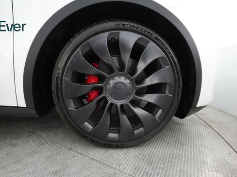 Used 2023 Tesla Model Y Performance AWD/4WD image 20