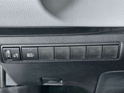 Used 2026 Toyota Corolla SE FWD image 17