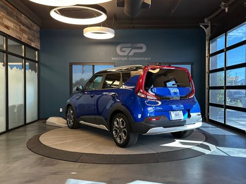 Used 2022 Kia Soul X-Line FWD image 5
