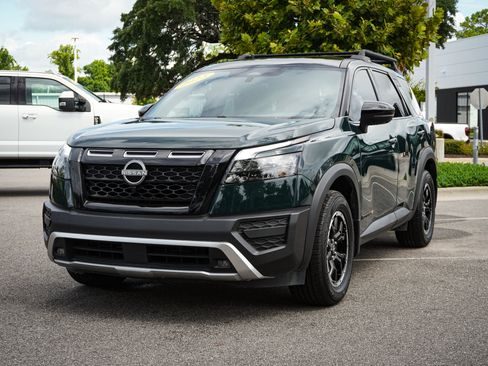 Used 2023 Nissan Pathfinder Rock Creek AWD/4WD image 5