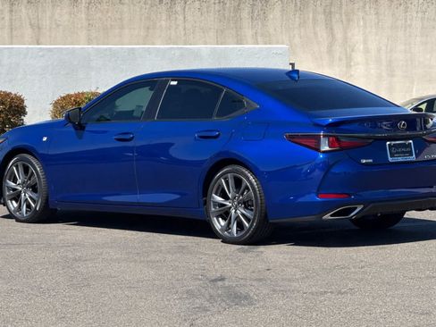 Used 2019 Lexus ES 350 F Sport w/ Accessory Package FWD image 7
