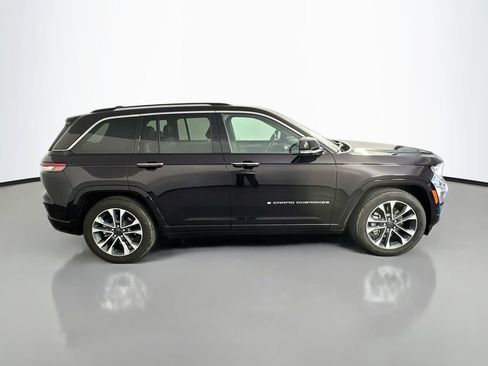 Used 2022 Jeep Grand Cherokee Overland AWD/4WD image 8