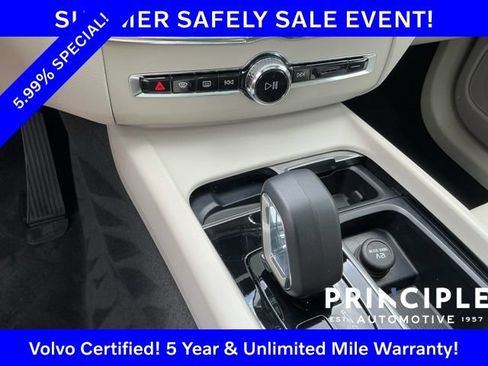 Certified 2023 Volvo XC60 B5 Plus w/ Climate Package FWD image 21