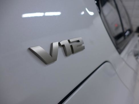 Used 2019 BMW M760i xDrive AWD/4WD image 12