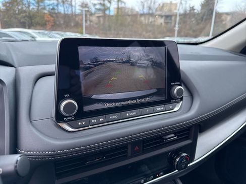 New 2026 Nissan Rogue SV image 10