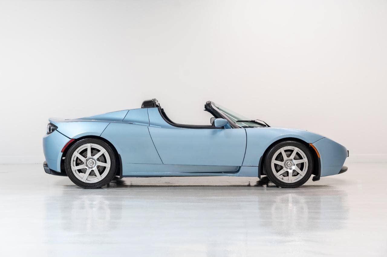 Used 2008 Tesla Roadster RWD image 3