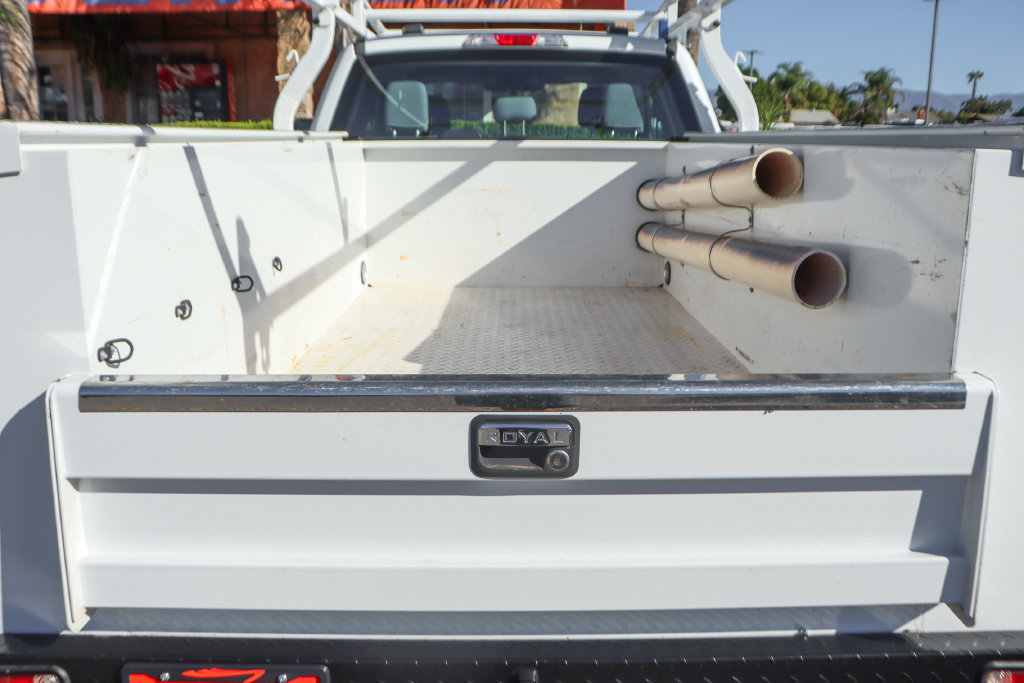 Used 2023 Ford F250 XL w/ XL Chrome Package RWD image 9