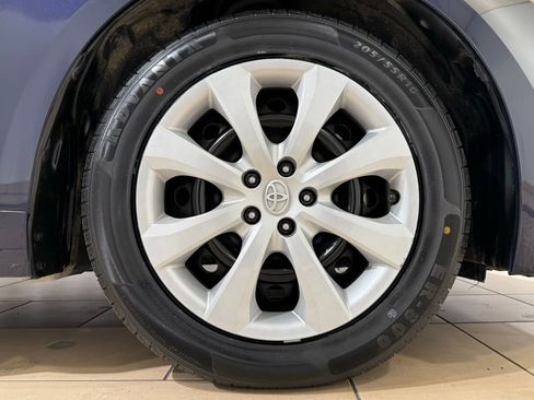 Certified 2023 Toyota Corolla LE image 9