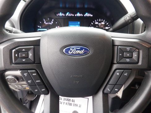 Used 2022 Ford F550 4x4 Crew Cab Super Duty w/ Power Equipment Group image 18