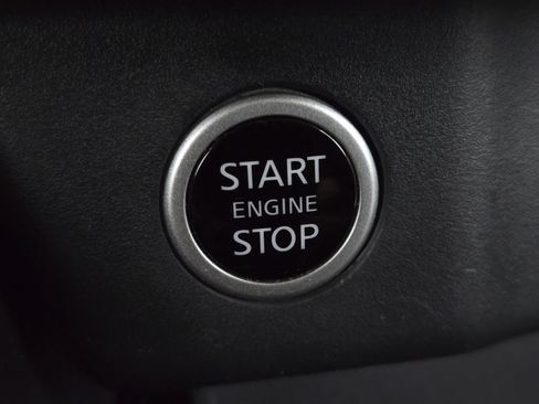 Used 2023 Nissan Rogue SV w/ SV Premium B Package FWD image 30