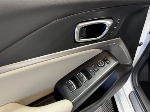 Certified 2026 Acura Integra A-Spec FWD image 38