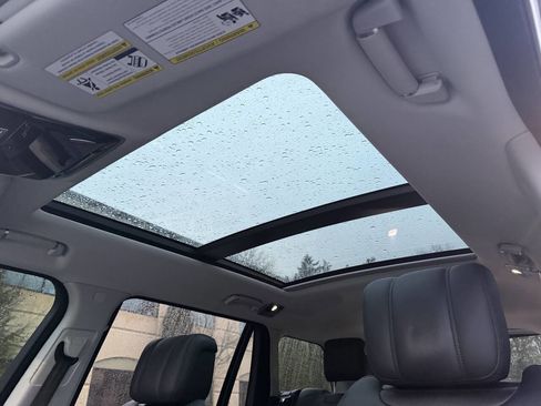 Used 2019 Land Rover Range Rover Long Wheelbase Supercharged image 31