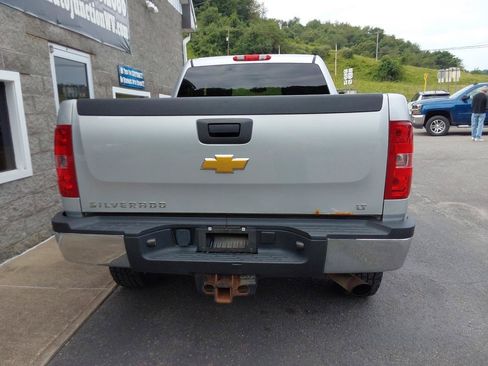 Used 2014 Chevrolet Silverado 2500 LT w/ Suspension Package, Off-Road AWD/4WD image 4