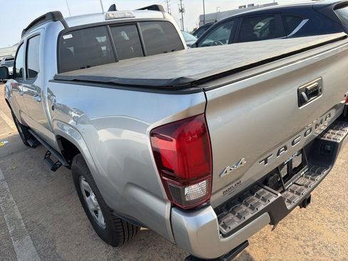 Used 2023 Toyota Tacoma SR AWD/4WD image 4