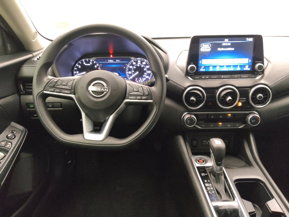 Used 2024 Nissan Sentra SV FWD image 22