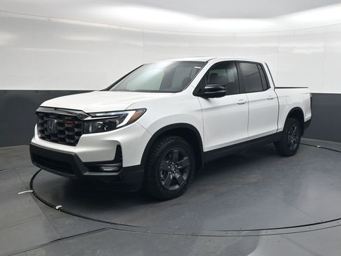 New 2026 Honda Ridgeline TrailSport image 8