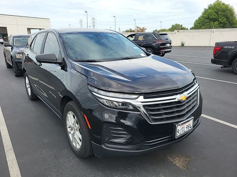 Used 2024 Chevrolet Equinox LS w/ LS Convenience Package FWD image 6