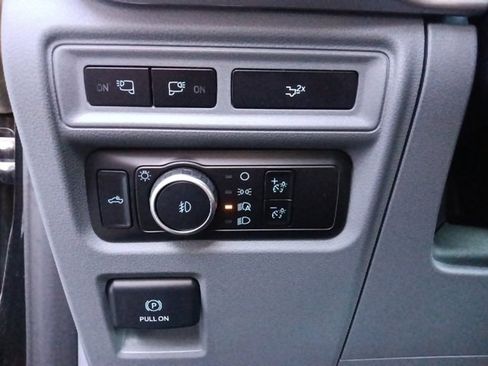 Used 2023 Ford F150 XLT w/ Equipment Group 302A High image 17