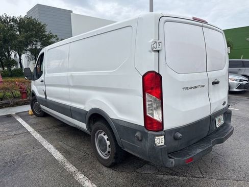 Used 2018 Ford Transit 250 148 Low Roof RWD image 4