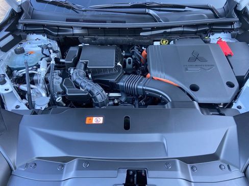 New 2025 Mitsubishi Outlander SEL Black Edition image 10