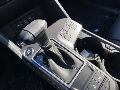 New 2026 Kia Sportage EX image 23